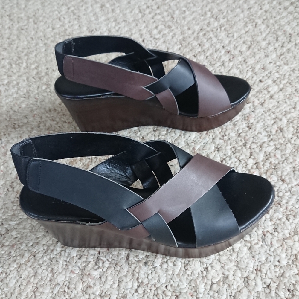 Ron White Rapisardi Onyx Leather Wedge Sandal size 6.5